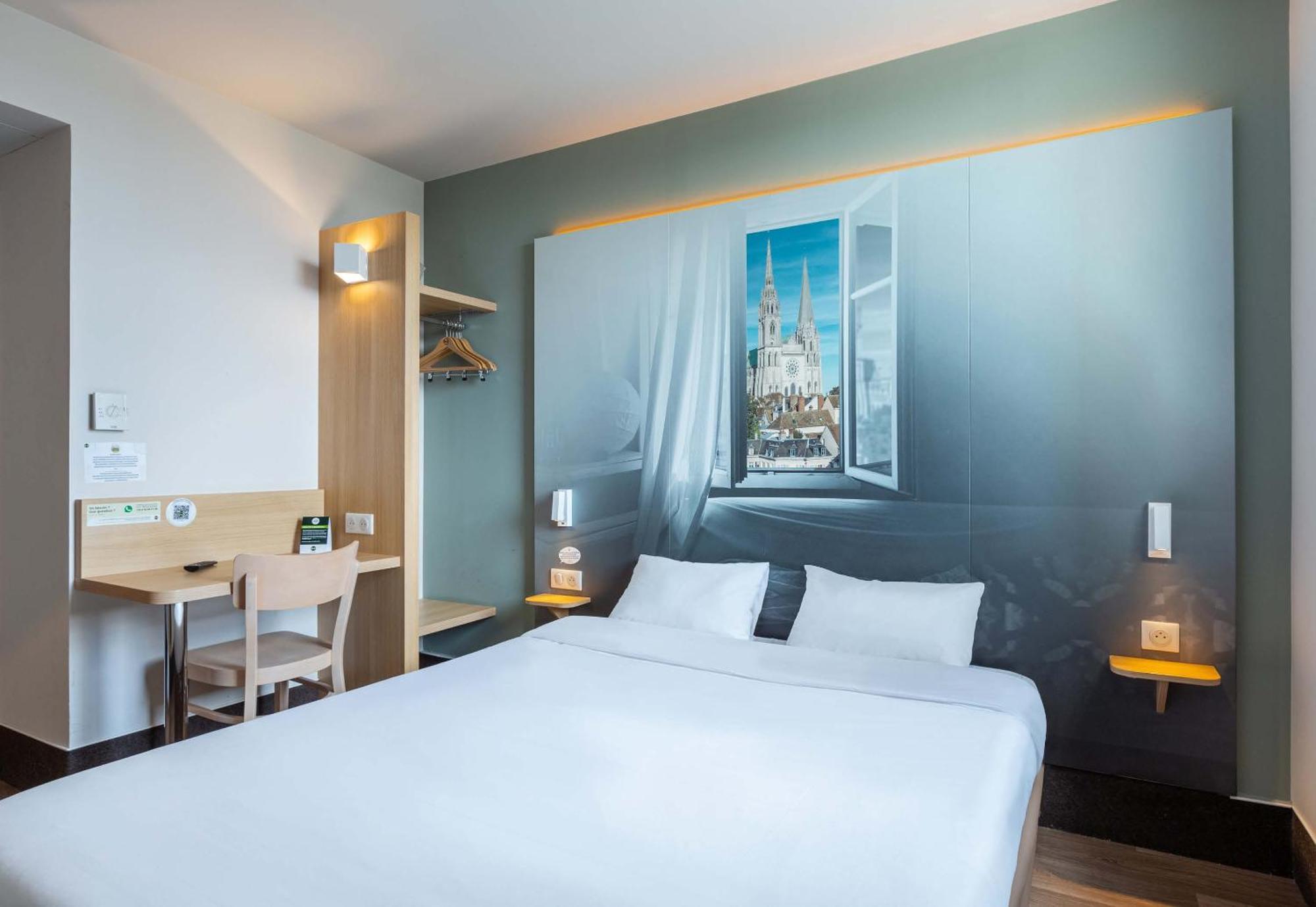 B&B Hotel Chartres Oceane Eksteriør bilde
