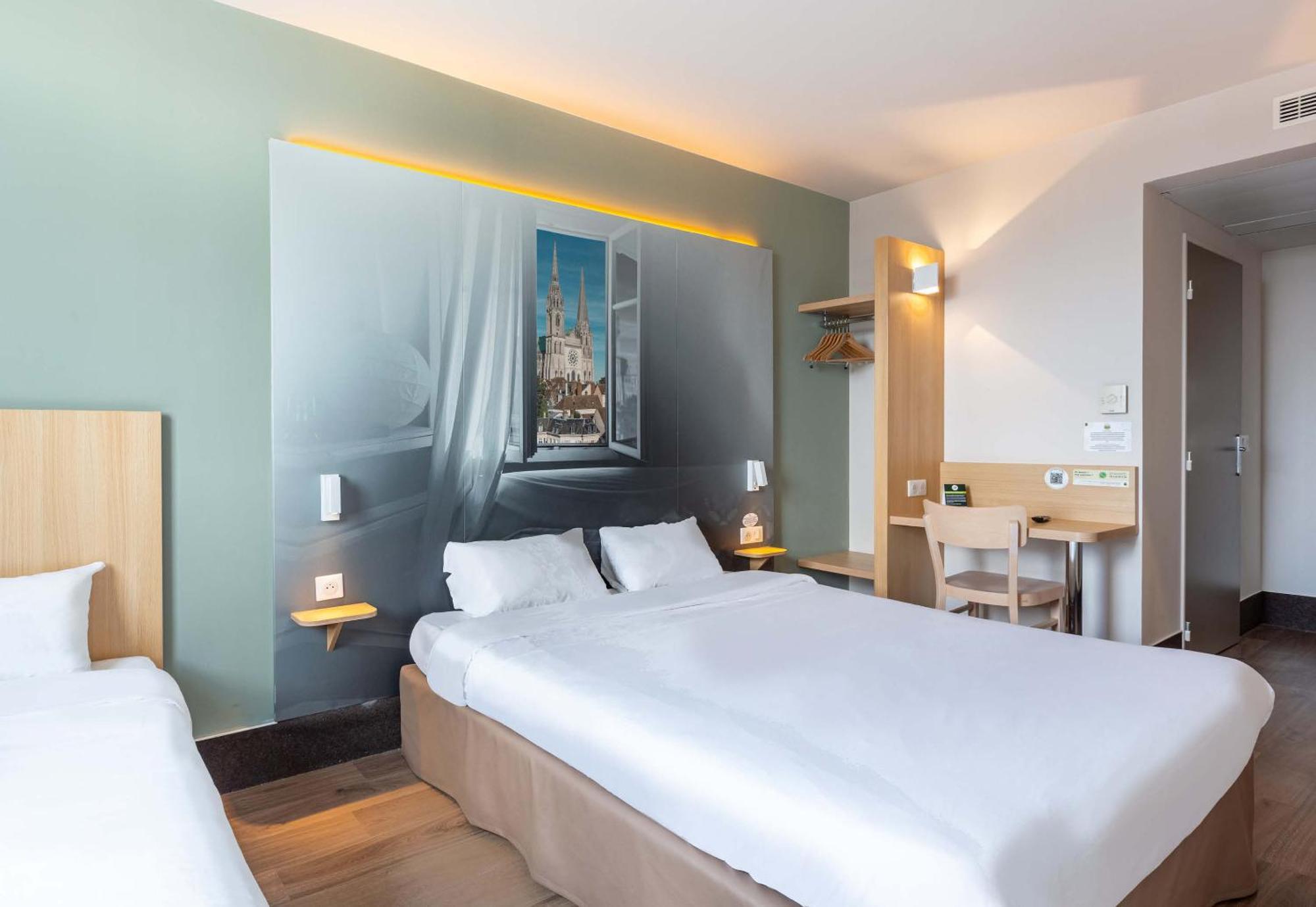 B&B Hotel Chartres Oceane Eksteriør bilde